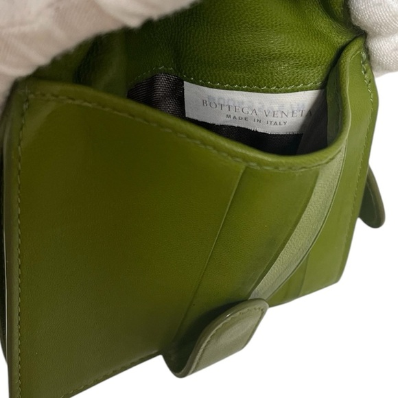 Bottega Veneta Bifold wallet Green Intrecciatro Italy - Picture 15 of 16